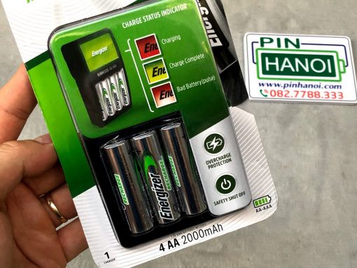 Combo Sạc pin kèm 4 pin tiểu sạc AA 2000mAh Energizer CHVC M4