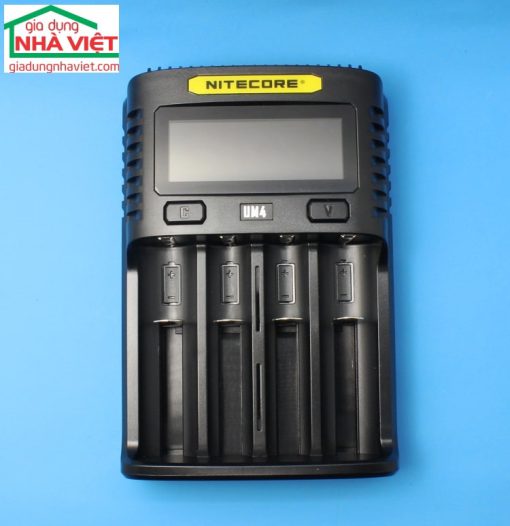 Sạc 4 pin Nitecore UM4 màn hình LCD đo nội trở - hỗ trợ sạc nhanh