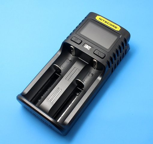 Sạc 2 pin Nitecore UM2 màn hình LCD hỗ trợ sạc nhanh