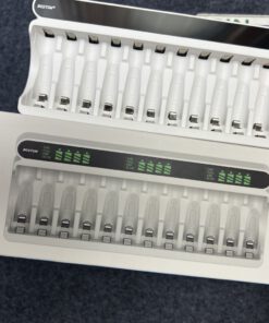 Bộ sạc 8 pin tiểu pin đũa Beston C9025L LCD 1.2V USB Type-C MicroUSB